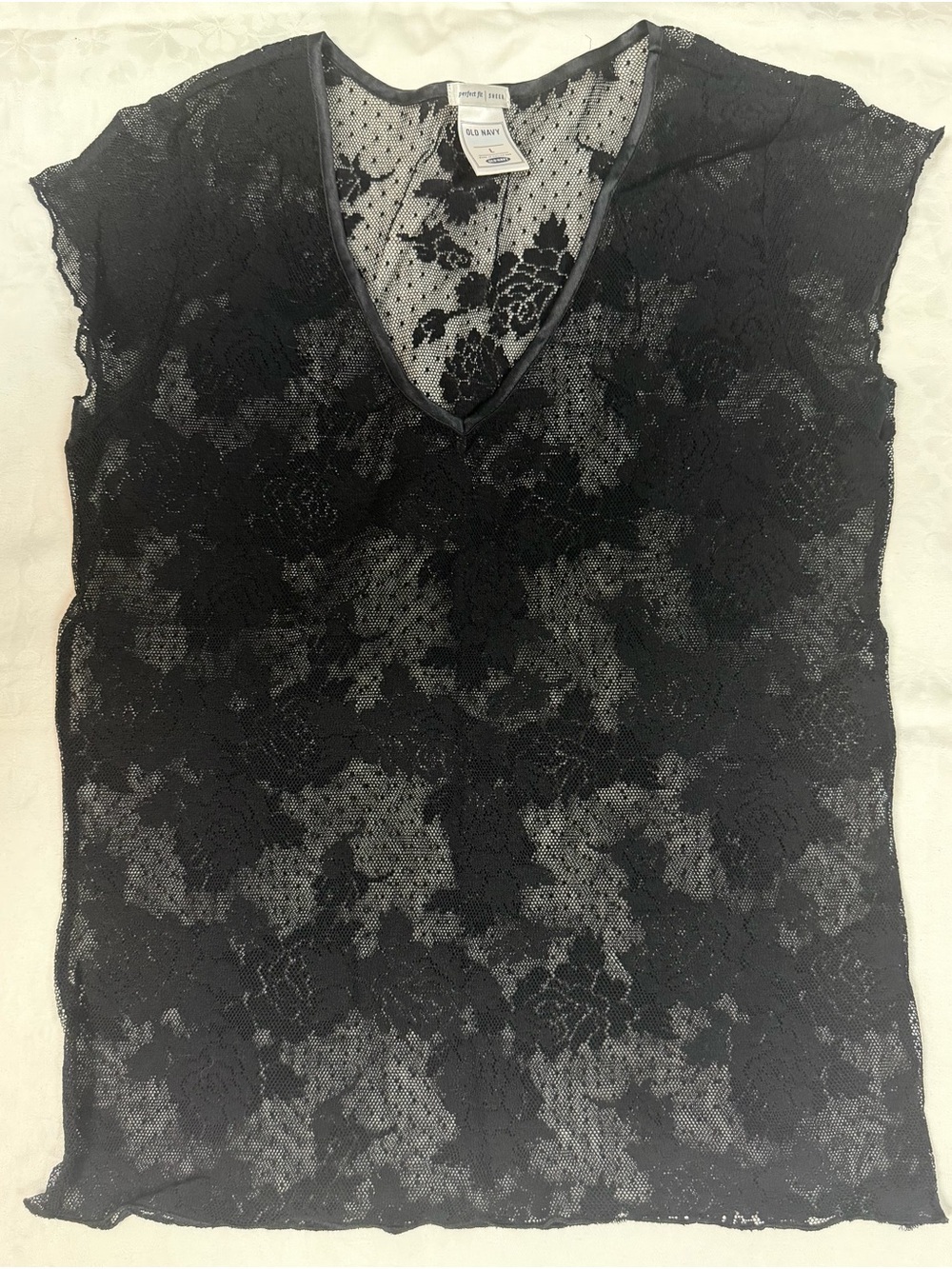 Old Navy Black Floral Lace V-Neck Sheer Camisole